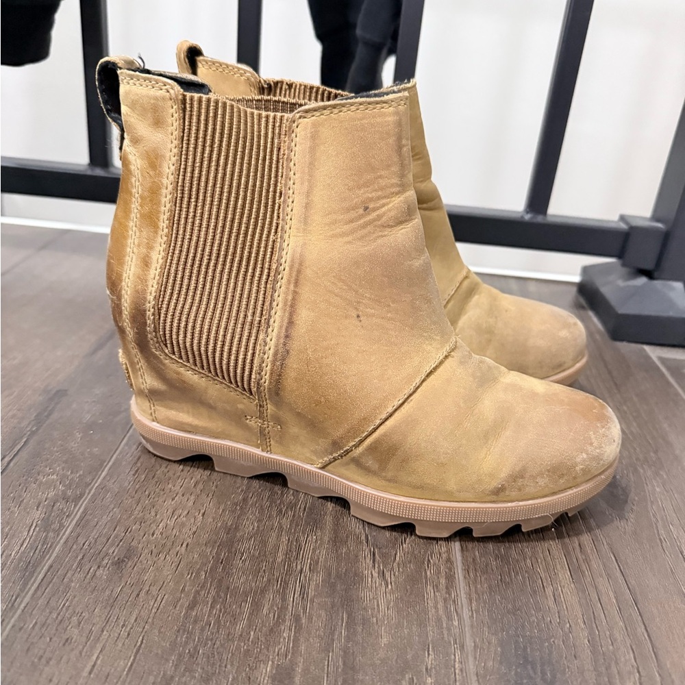 Sorel Tan Wedge Boots